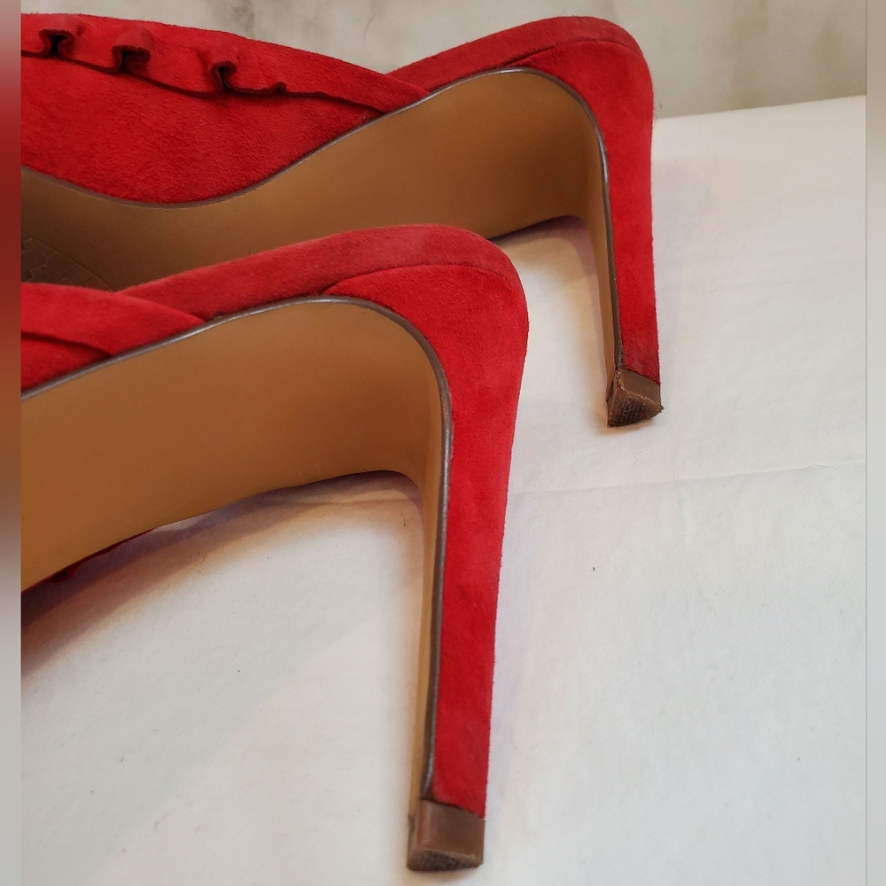 Leith red suede mule with ruffle - Picture 6 of 11